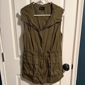 🌵BE COOL Khaki Sleeveless Utility Jacket